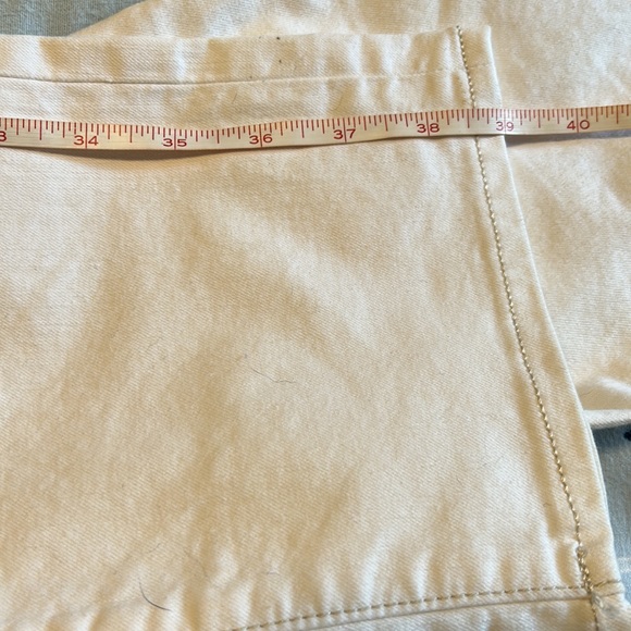 Ann Taylor Modernfit white jean size 12P - Picture 9 of 12
